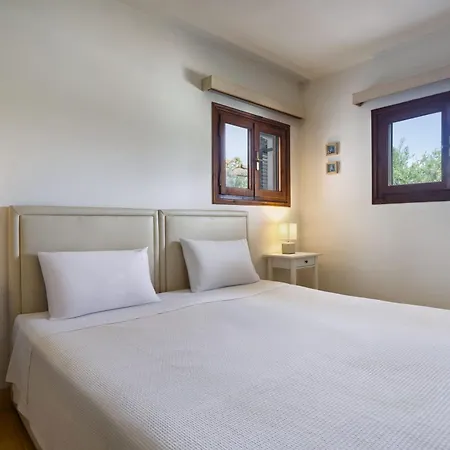 Lola - 3 Bedrooms & Private Pool * Lithakia (Zakynthos)