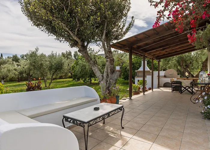 Lola - 3 Bedrooms & Private Pool Villa *
