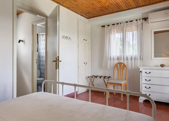 Lola - 3 Bedrooms & Private Pool Villa *