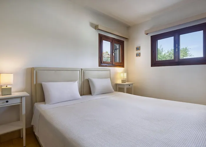 Lola - 3 Bedrooms & Private Pool * Lithakia (Zakynthos)