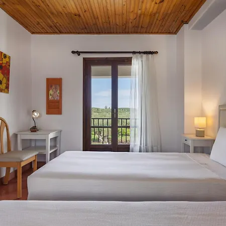 Lola - 3 Bedrooms & Private Pool 빌라